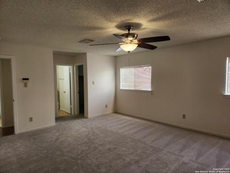 2117 Farmsville San Antonio TX 78245
