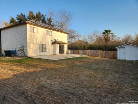 2117 Farmsville San Antonio TX 78245