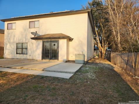2117 Farmsville San Antonio TX 78245