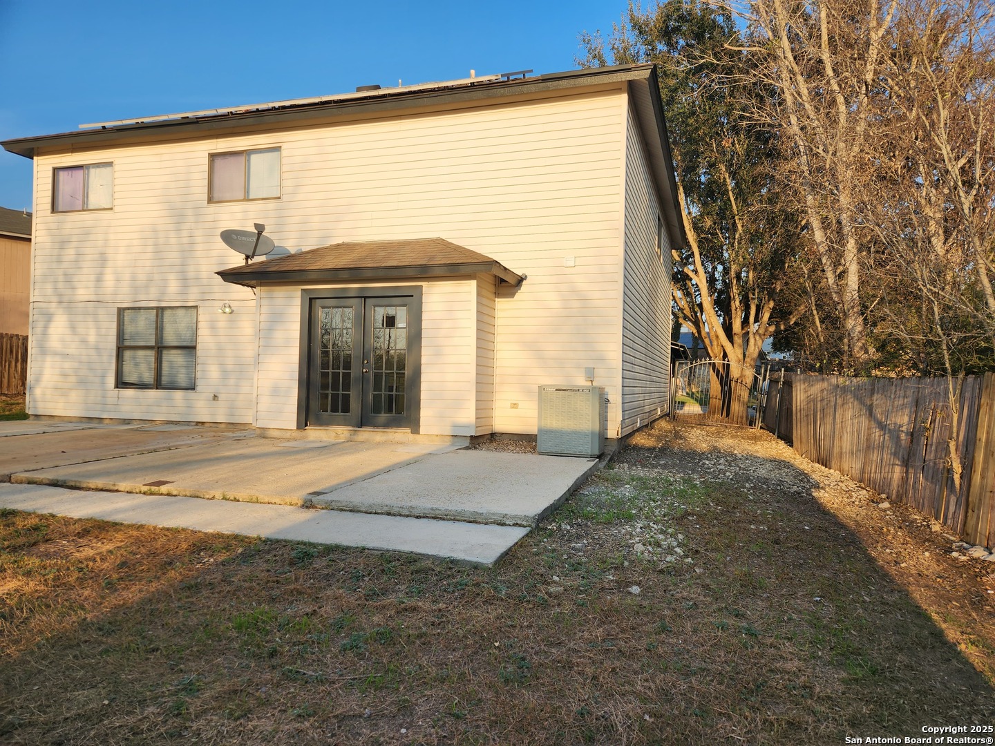 2117 Farmsville San Antonio TX 78245