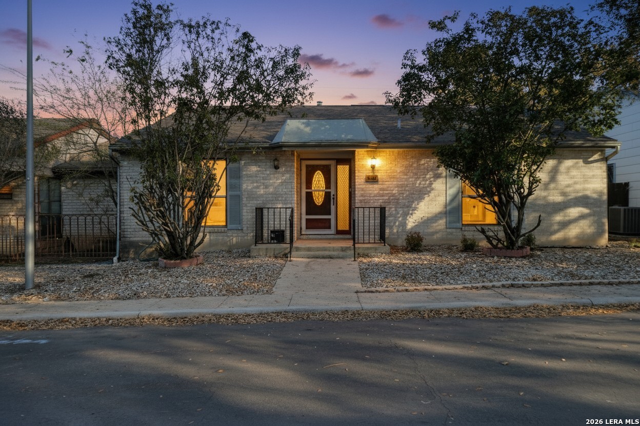 6422 Honey Hill San Antonio TX 78229