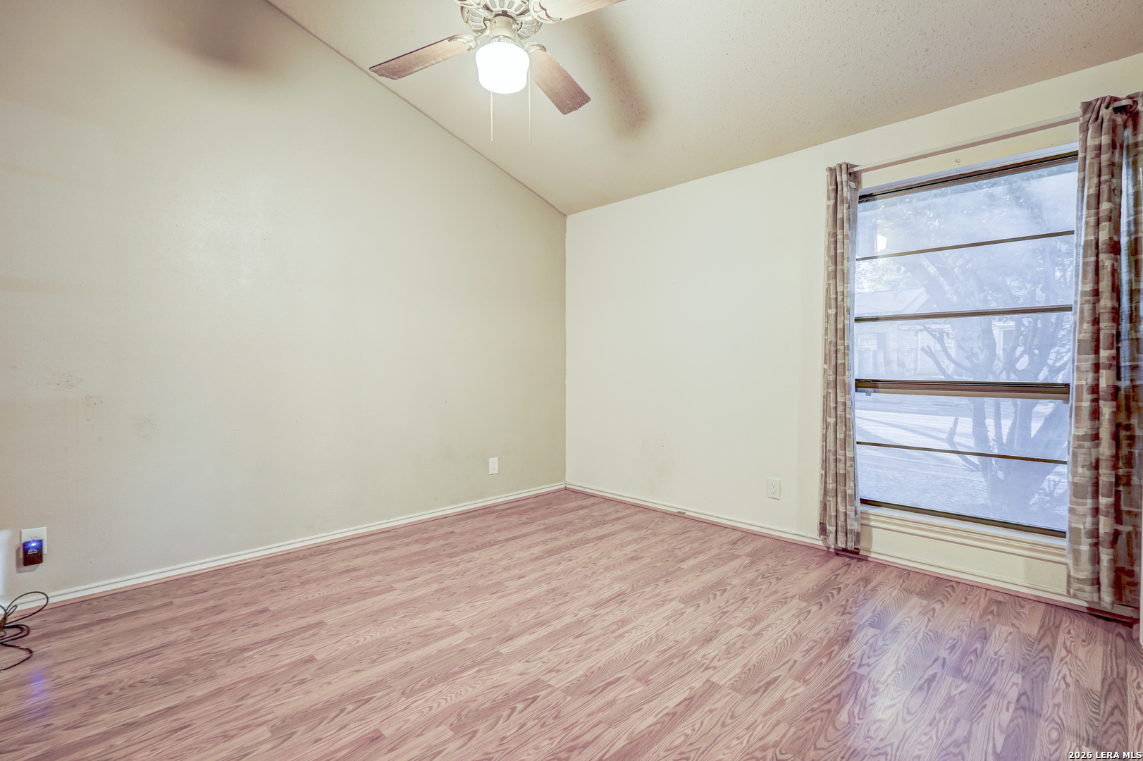 6422 Honey Hill San Antonio TX 78229