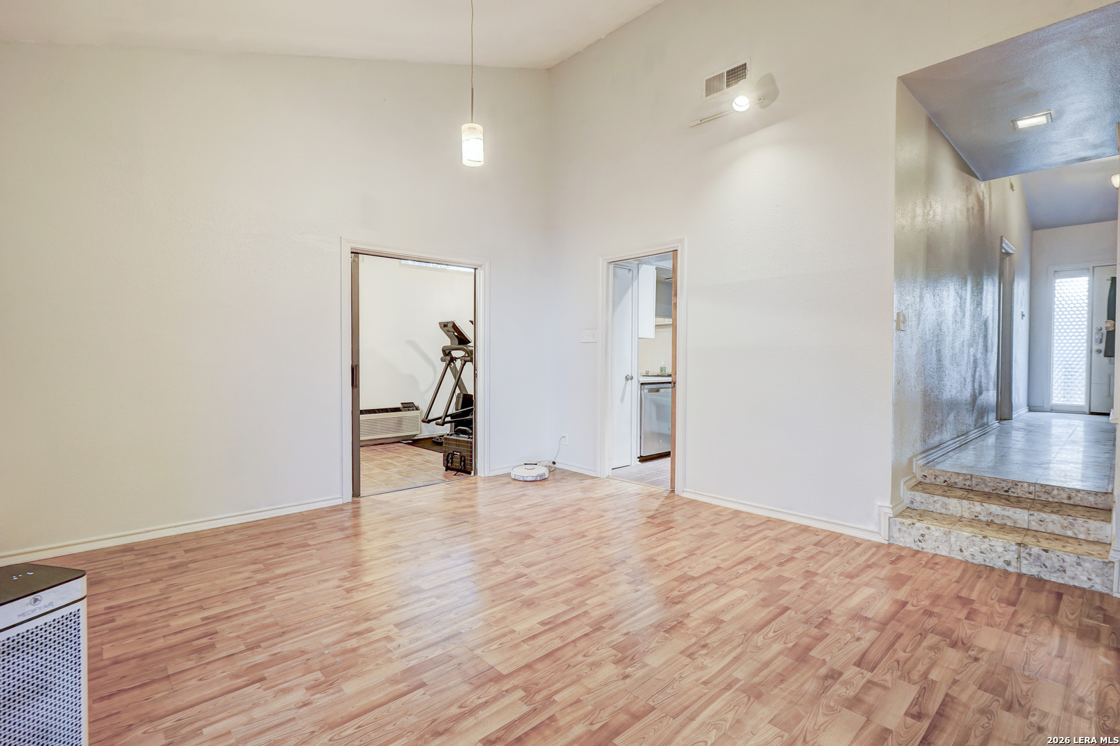 6422 Honey Hill San Antonio TX 78229