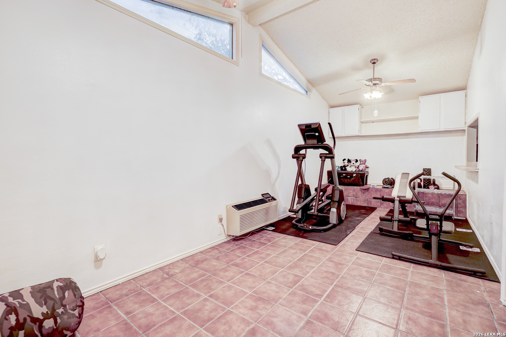 6422 Honey Hill San Antonio TX 78229