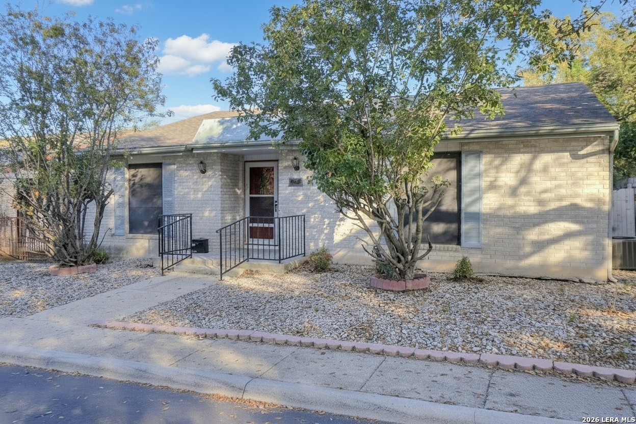 6422 Honey Hill San Antonio TX 78229