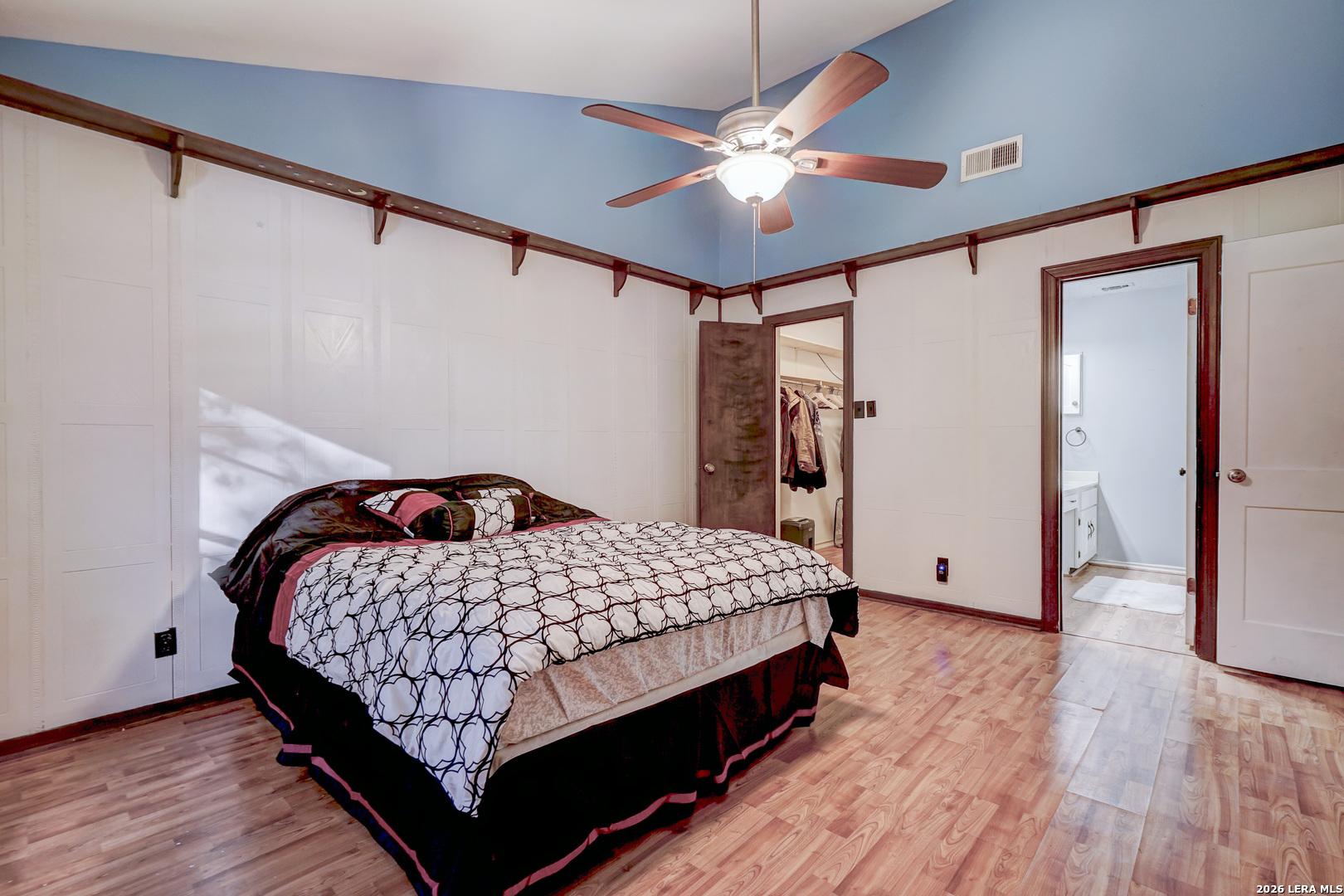 6422 Honey Hill San Antonio TX 78229