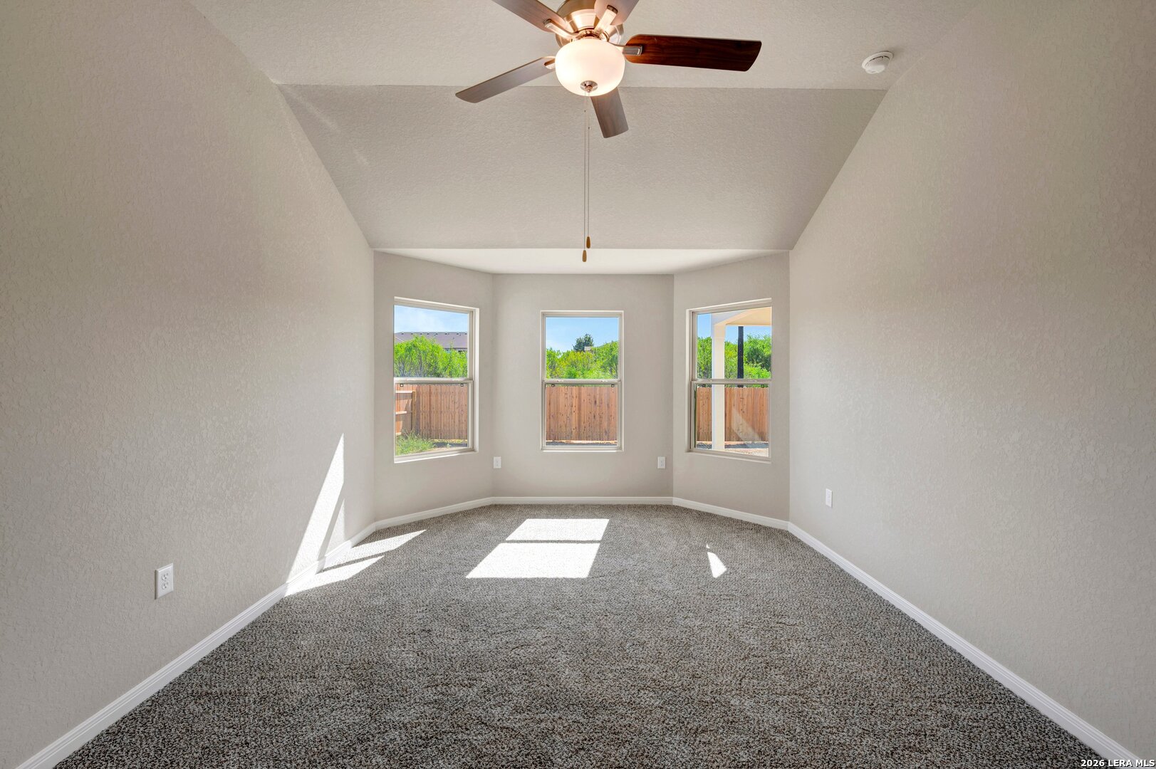 3906 Lone Ridge San Antonio TX 78264