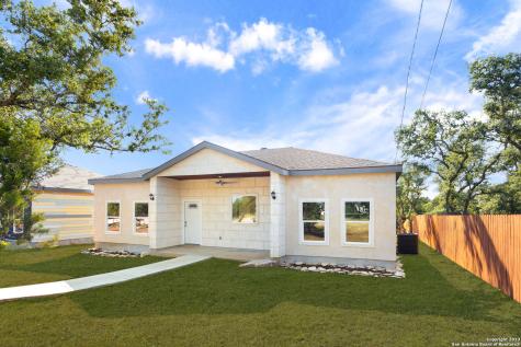 449 Canyon Bend Canyon Lake TX 78133