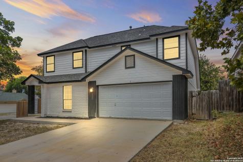 6403 Gray Ridge San Antonio TX 78233