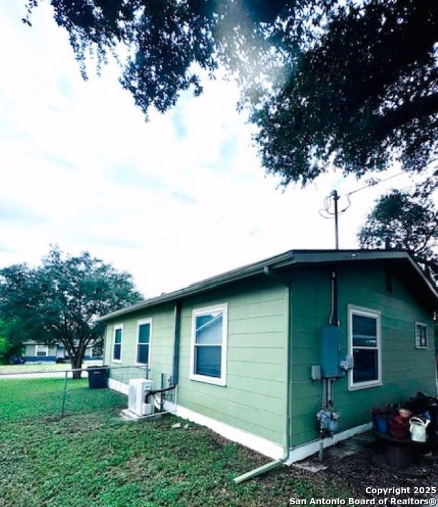 703 Mcdougal San Antonio TX 78223