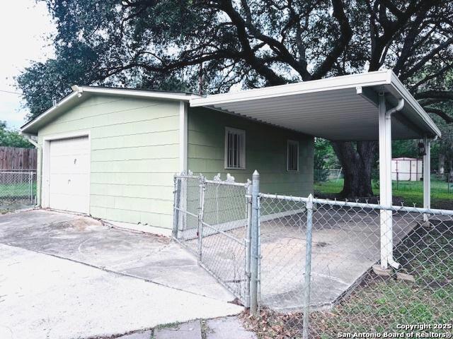 703 Mcdougal San Antonio TX 78223
