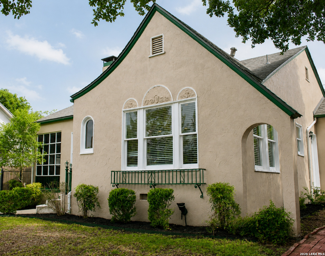 306 W Lullwood Avenue San Antonio TX 78212