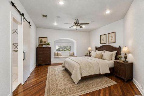 37 Champion Trail San Antonio TX 78258