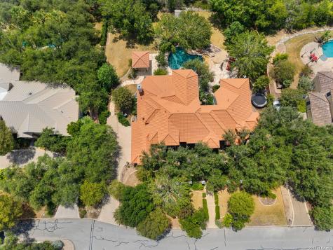 37 Champion Trail San Antonio TX 78258