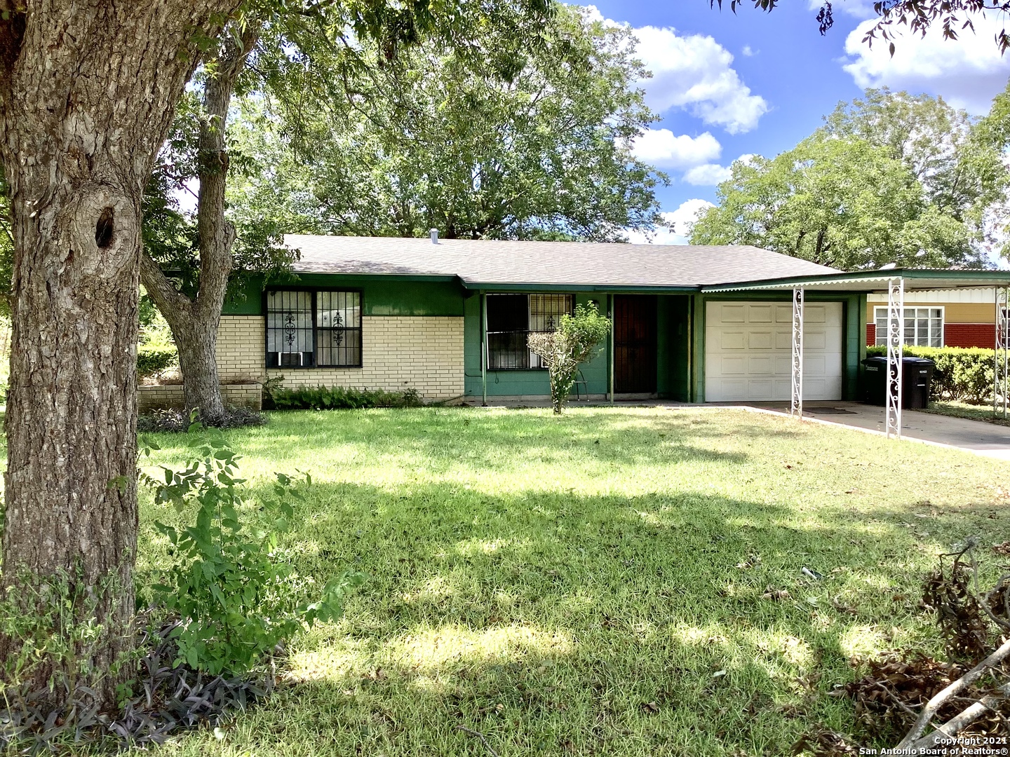 815 Upland Road San Antonio TX 78220