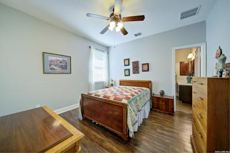 415 Mission Hill New Braunfels TX 78132