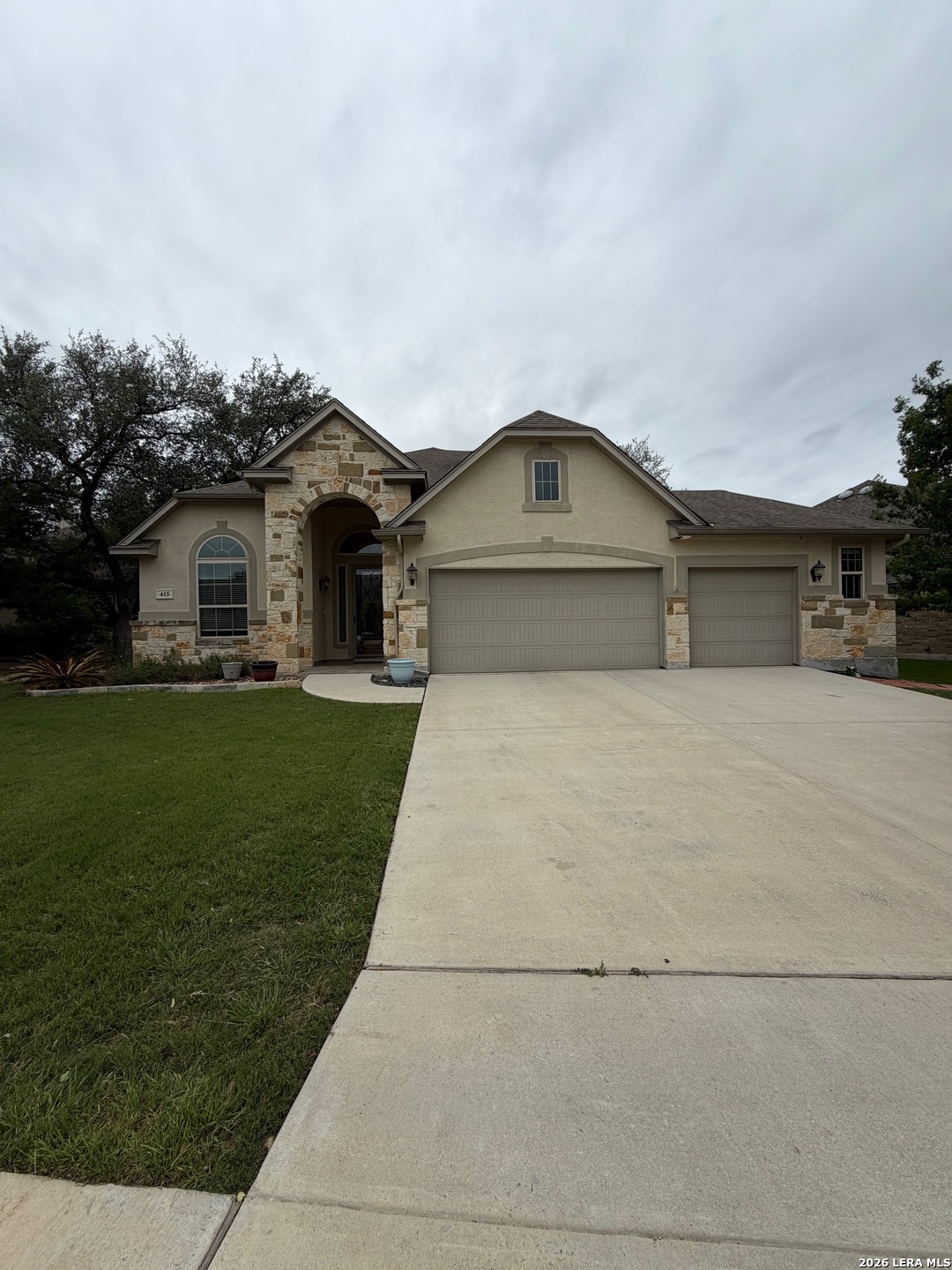 415 Mission Hill New Braunfels TX 78132