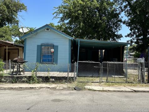 1009 Montezuma Street San Antonio TX 78207