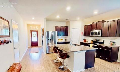 5677 Cross Over New Braunfels TX 78132