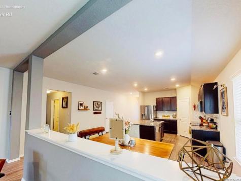 5677 Cross Over New Braunfels TX 78132
