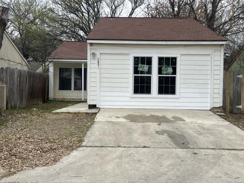 2891 Cherry Field San Antonio TX 78245