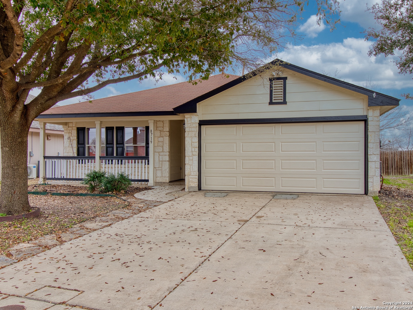 8719 Trumpet Circle Converse TX 78109