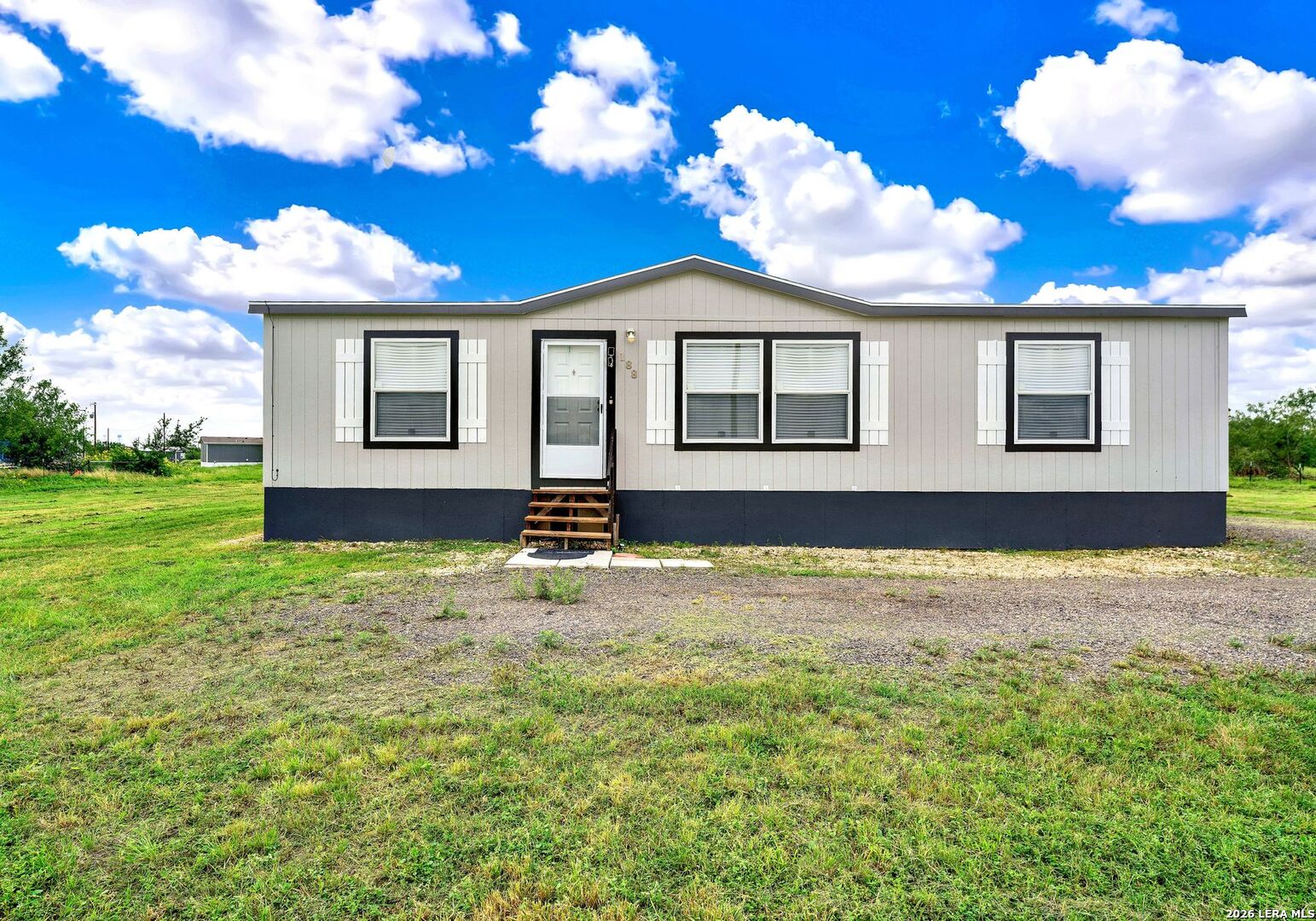 188 County Road 4643 Hondo TX 78861