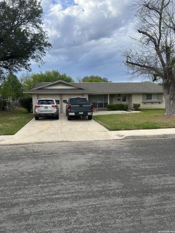 201 Greentree Schertz TX 78154