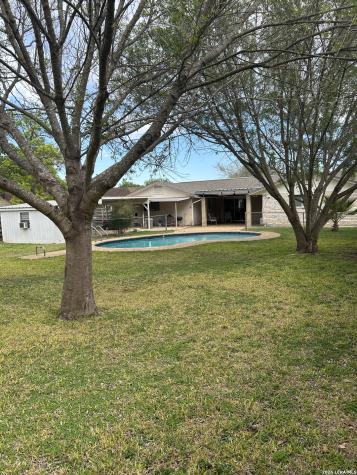 201 Greentree Schertz TX 78154