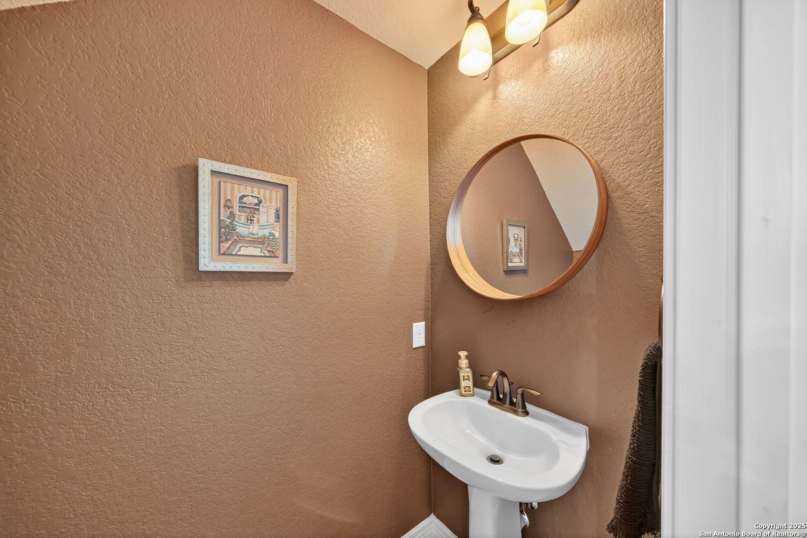 7807 Hermosa Hill San Antonio TX 78256