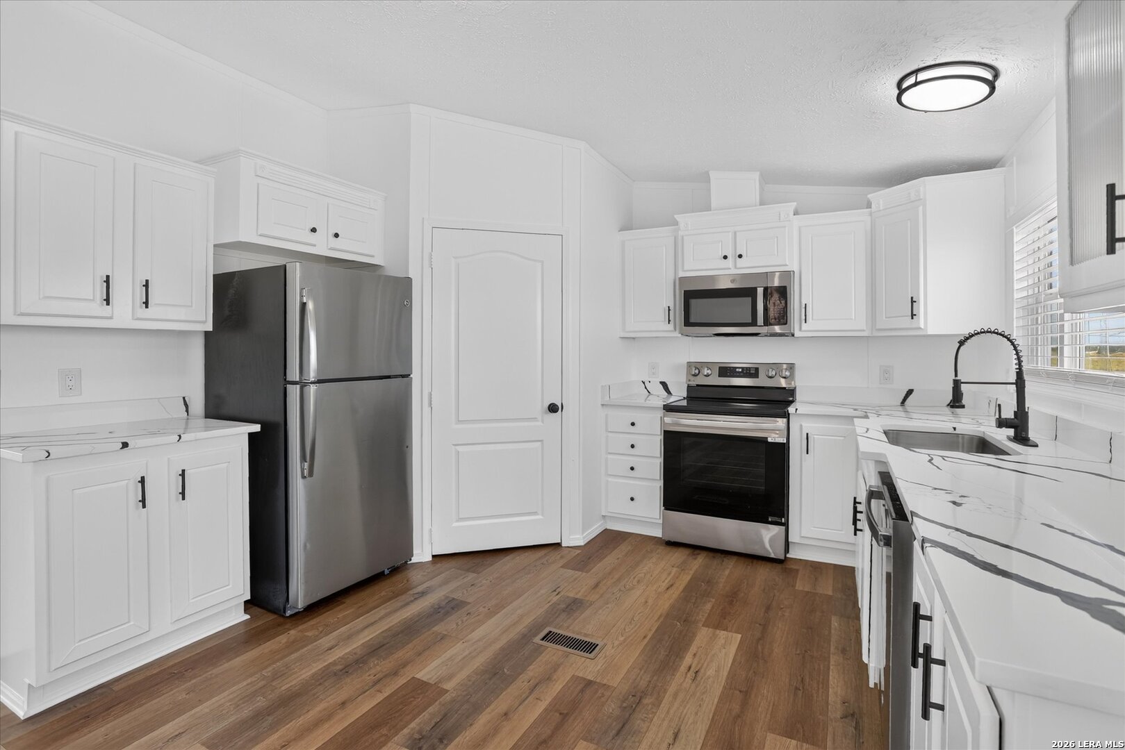 480 Brooks Poteet TX 78065
