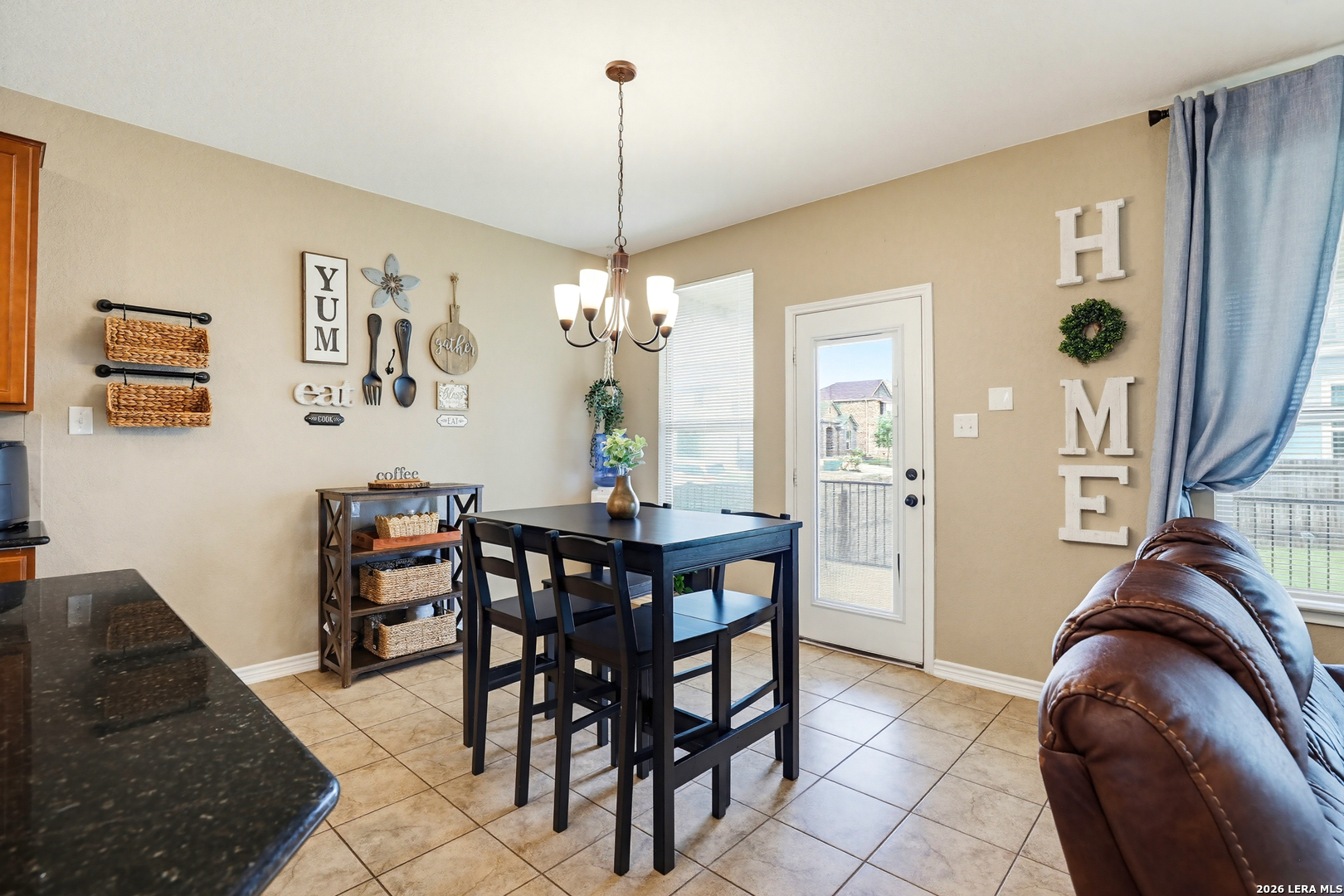 302 Shadow Terrace Universal City TX 78148