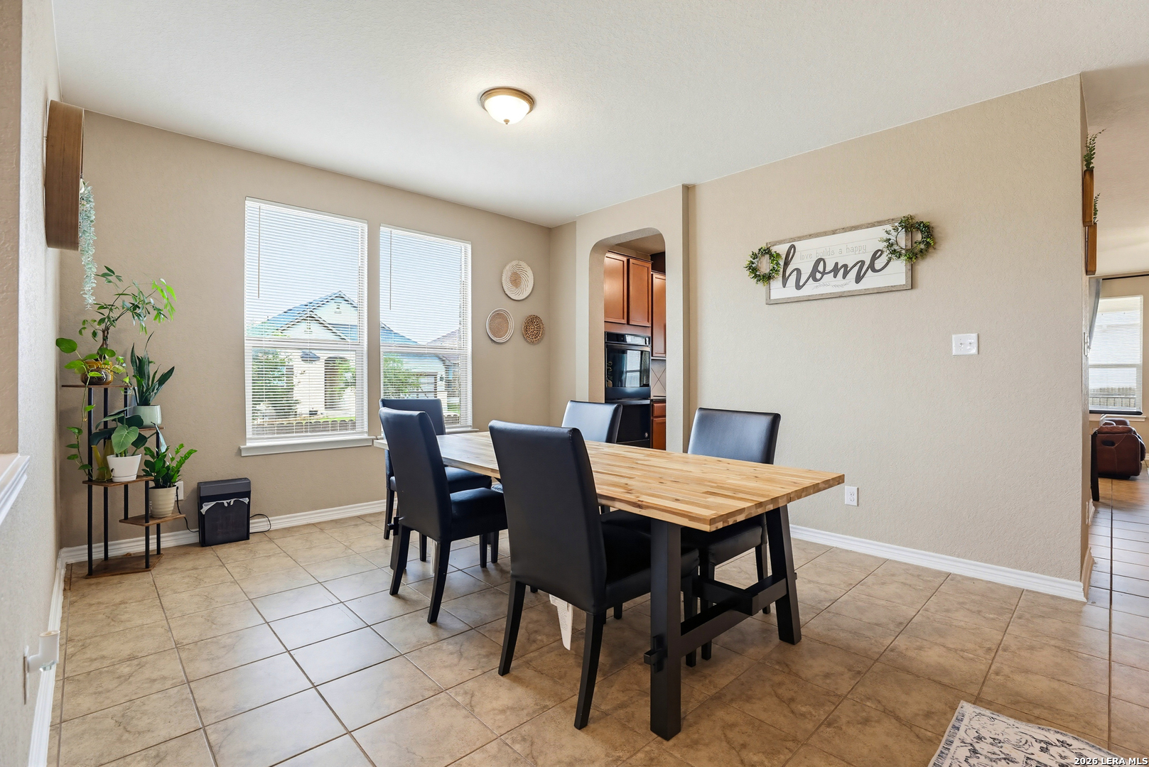 302 Shadow Terrace Universal City TX 78148