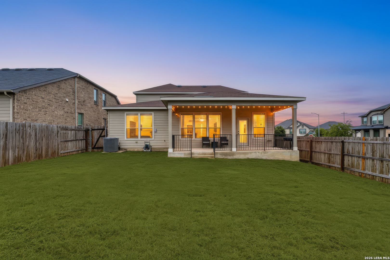 302 Shadow Terrace Universal City TX 78148