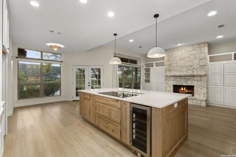 204 Tapatio Drive W Boerne TX 78006