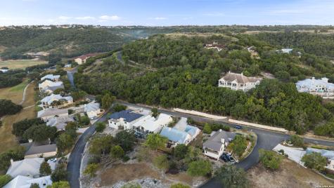 204 Tapatio Drive W Boerne TX 78006
