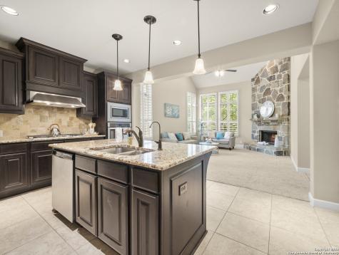 18418 Gran Mesa San Antonio TX 78259