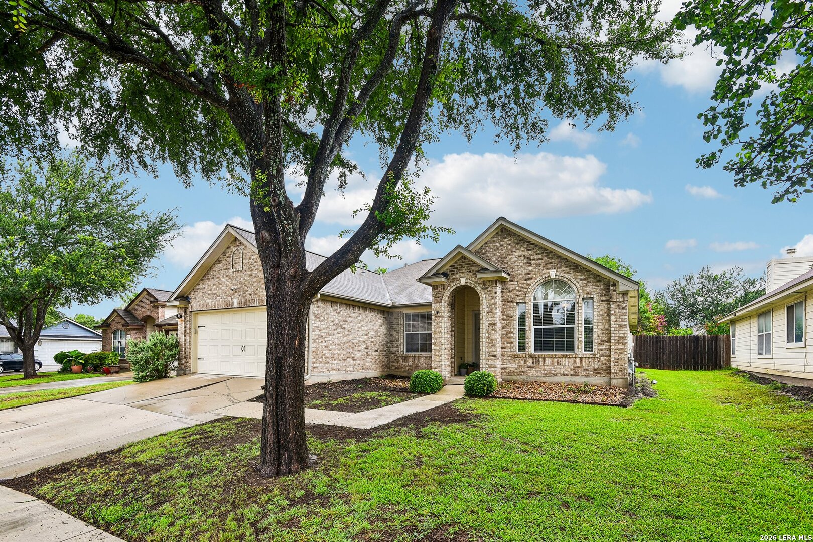 8311 Copperglen Converse TX 78109