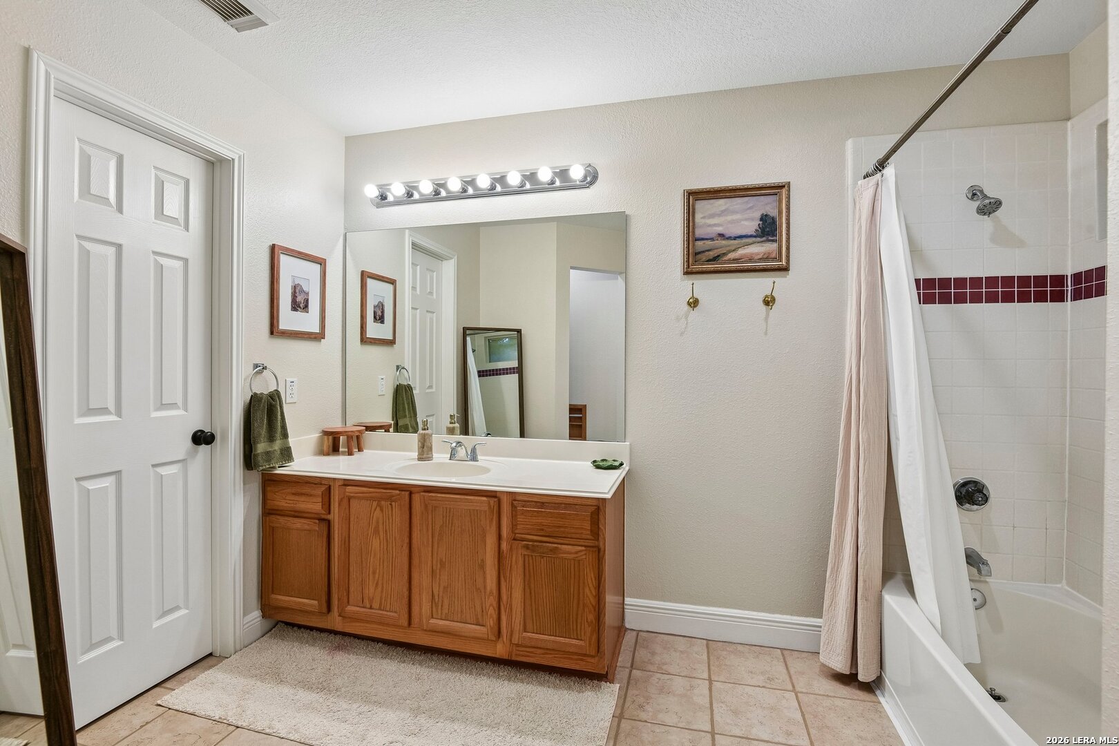 8311 Copperglen Converse TX 78109