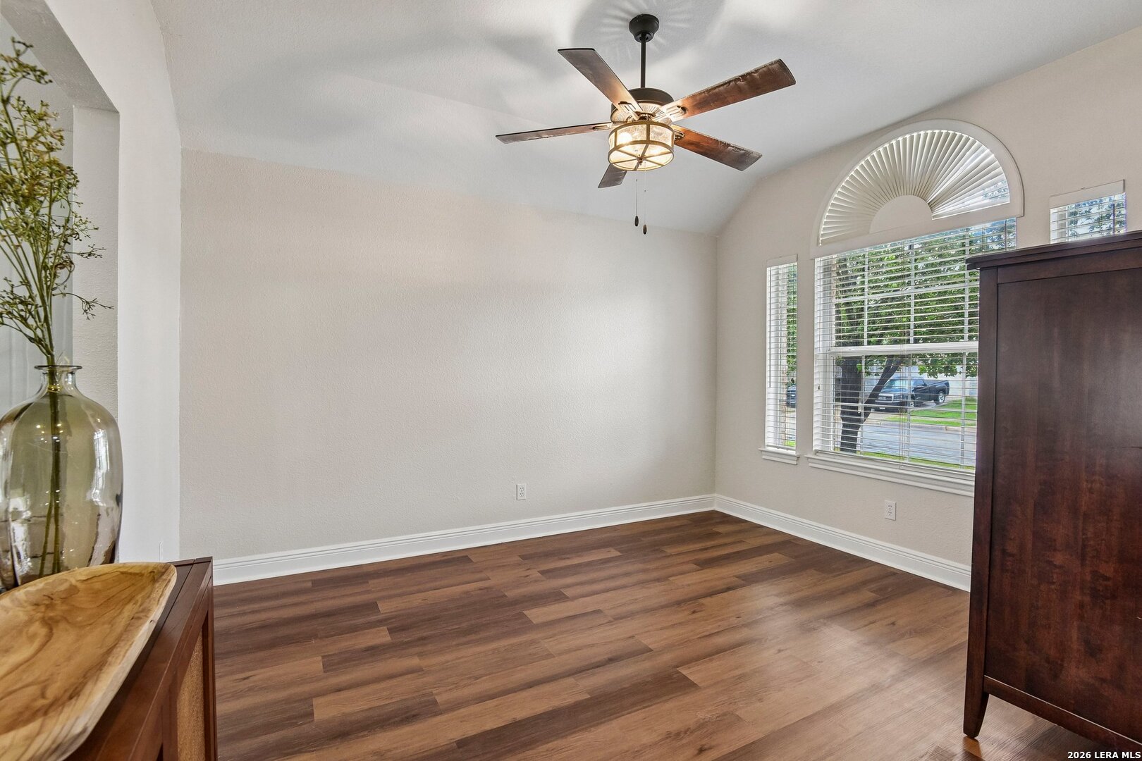8311 Copperglen Converse TX 78109