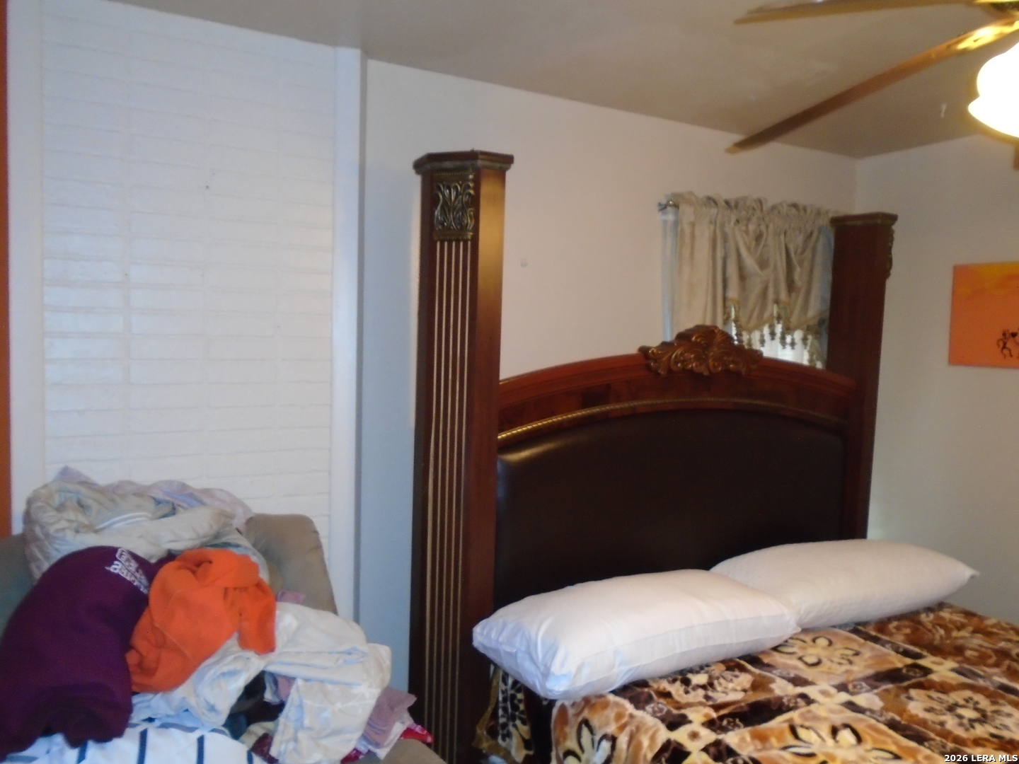 238 Storeywood Drive San Antonio TX 78213