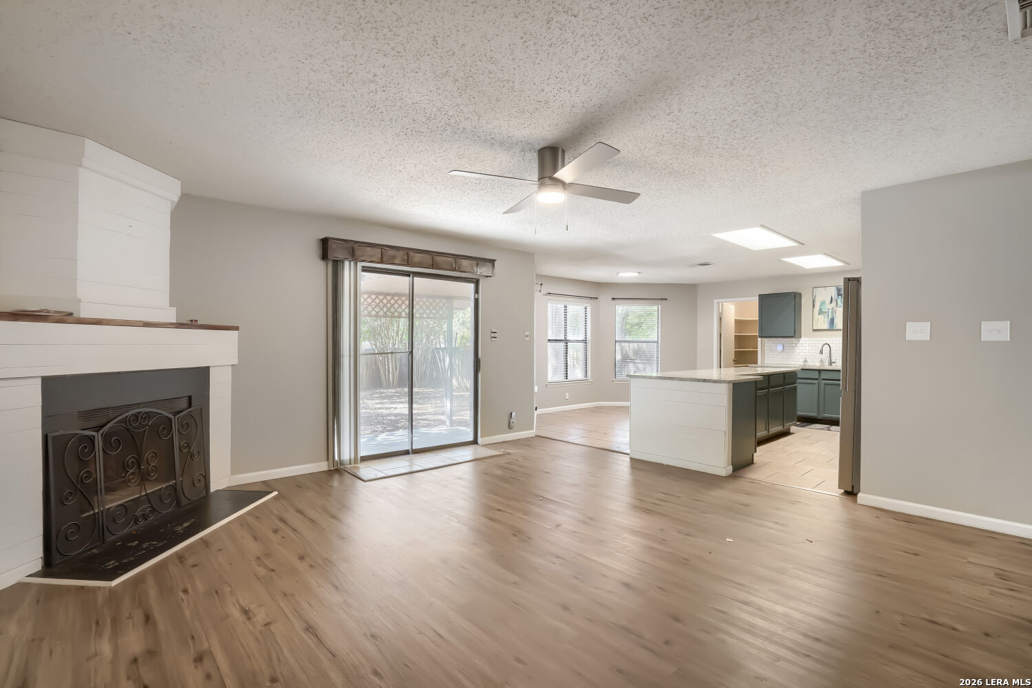 7055 Autumn San Antonio TX 78249