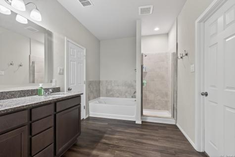 524 Long Leaf Drive New Braunfels TX 78130