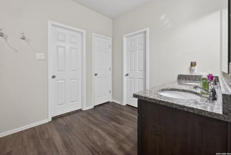 524 Long Leaf Drive New Braunfels TX 78130