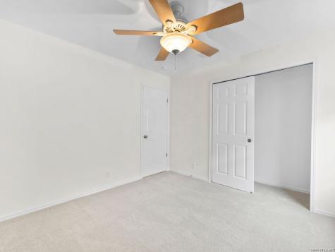 9315 Gillcross Way San Antonio TX 78250