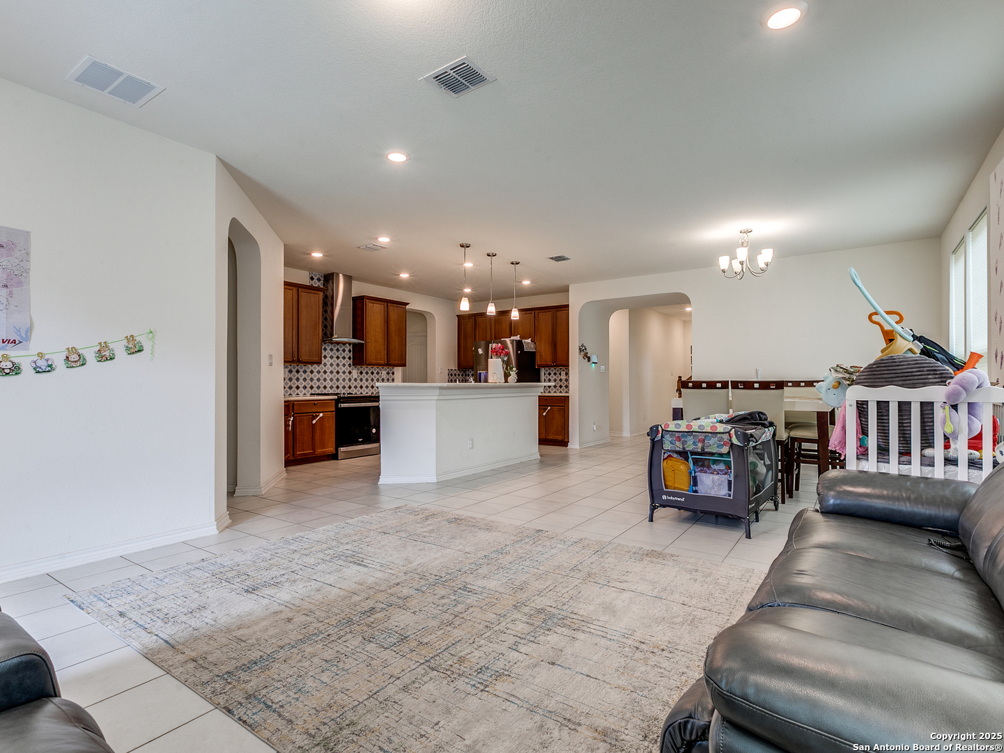 3553 Under Par San Antonio TX 78245