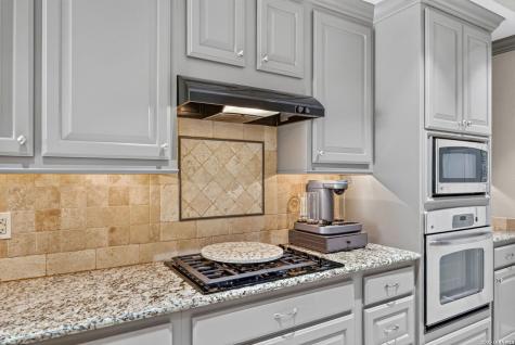 138 Turkey Creek Shavano Park TX 78231