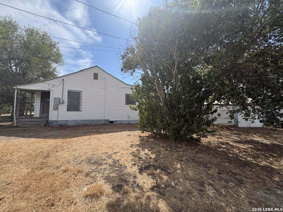 201 Slayden Street Yoakum TX 77995