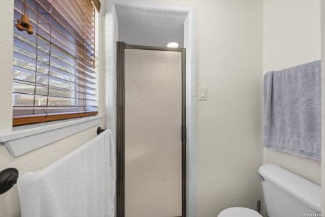 106 Seamoor Fredericksburg TX 78624