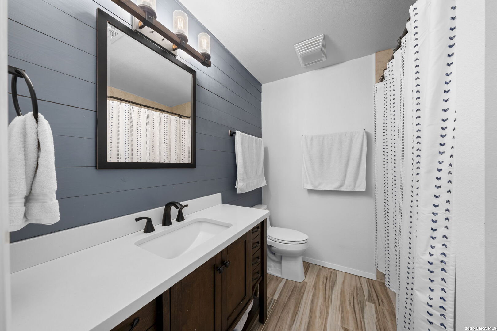 106 Seamoor Fredericksburg TX 78624